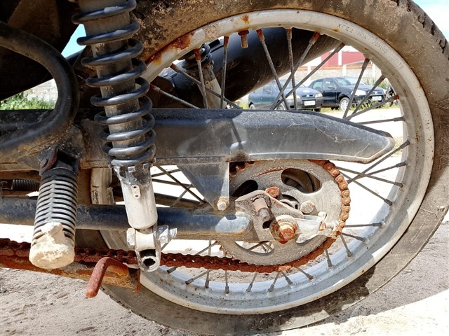 Foto 8 de 9: YBR 125K - 2002/2002