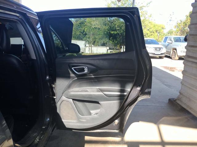 JEEP COMPASS LONG TF - 2022/2022 — foto 22 de 40