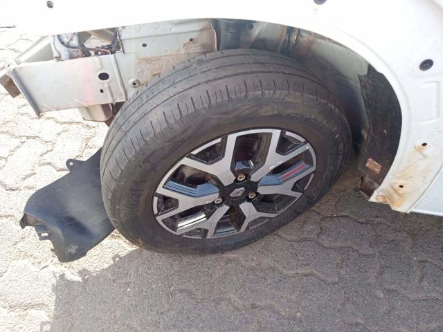 Foto 22 de 32: KWID OUTSID 2 - 2023/2024