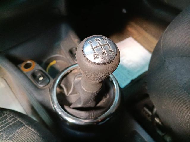 CITROEN C3 GLX 14 FLEX - 2006/2006 — foto 34 de 40