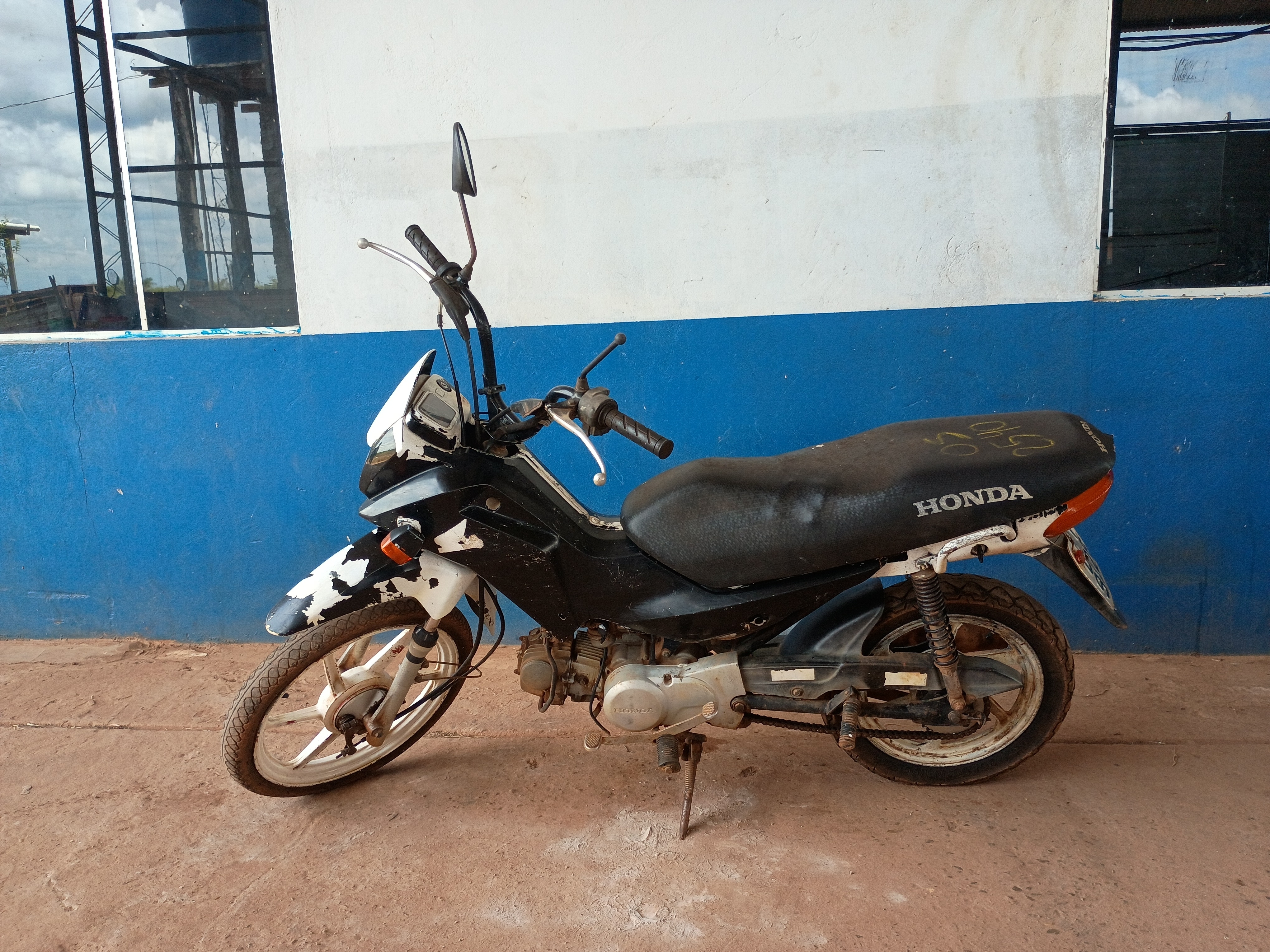 HONDA - POP100 - leilão extrajudicial - ALTAMIRA PA - lance mínimo R$ 2.851