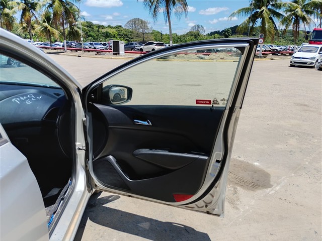 HYUNDAI HB20 1.6A COMF - 2014/2015 — foto 18 de 40