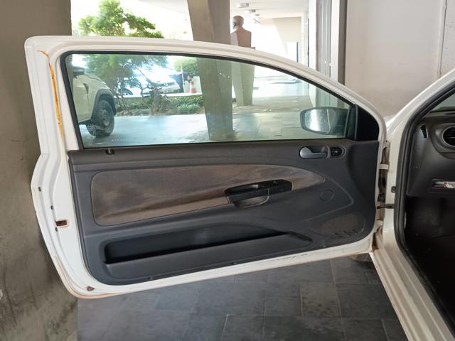 VOLKSWAGEN SAVEIRO 1.6 CS - 2012/2013 — foto 21 de 27