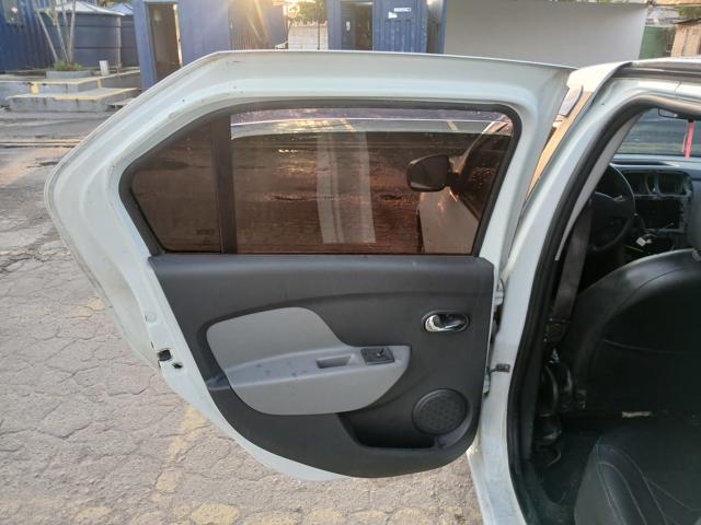 RENAULT LOGAN EXPR 10 - 2018/2018 — foto 22 de 37