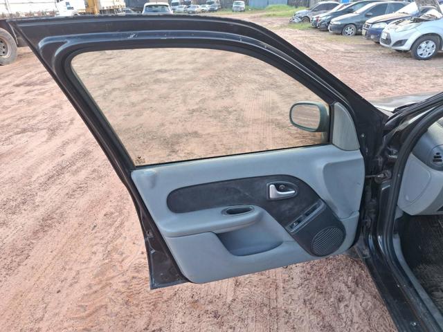 RENAULT CLIO PRI1016VS - 2007/2008 — foto 14 de 25