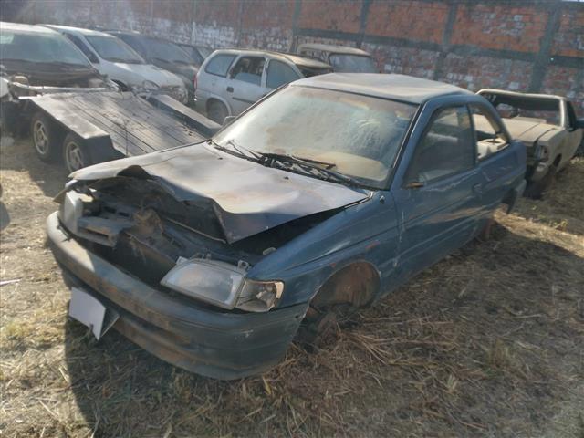 FORD 1.6I GL