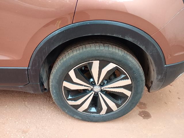 VOLKSWAGEN T CROSS HL TSI AE - 2019/2020 — foto 24 de 28