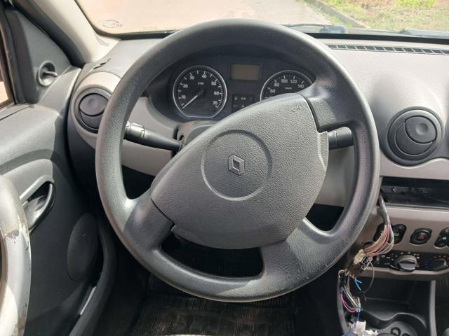 RENAULT SANDERO EXP 16 - 2009/2009 — foto 6 de 25