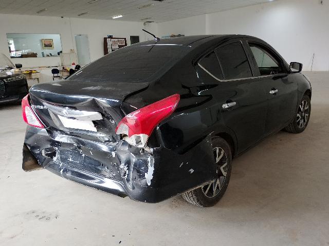 Foto 4: VERSA 16 UNIQUE - 2015/2016