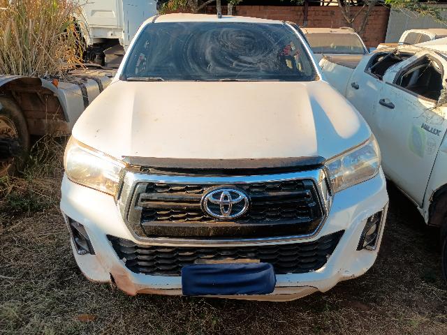 HILUX CD SR 4X4 2.8 TDI DIESEL AUT - 2019/2019 — foto 8 de 25