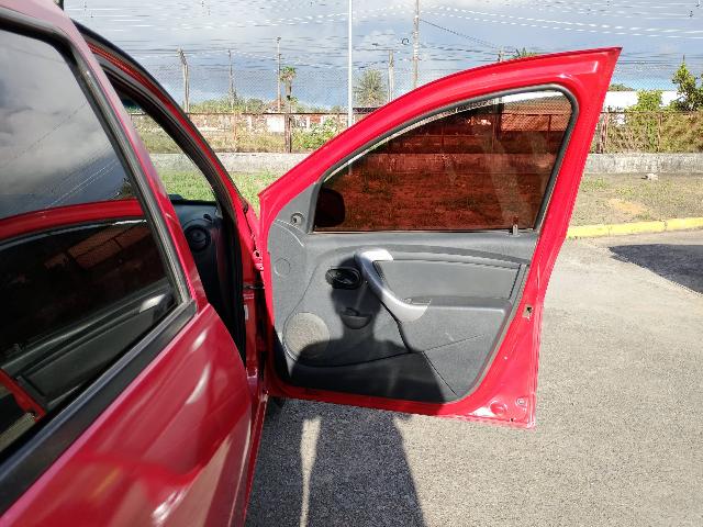 RENAULT SANDERO AUT1016V - 2014/2014 — foto 24 de 40