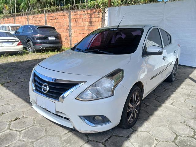Nissan Versa 16sl CVT VERSA SL 1.6 16V FlexStart 4p Aut.