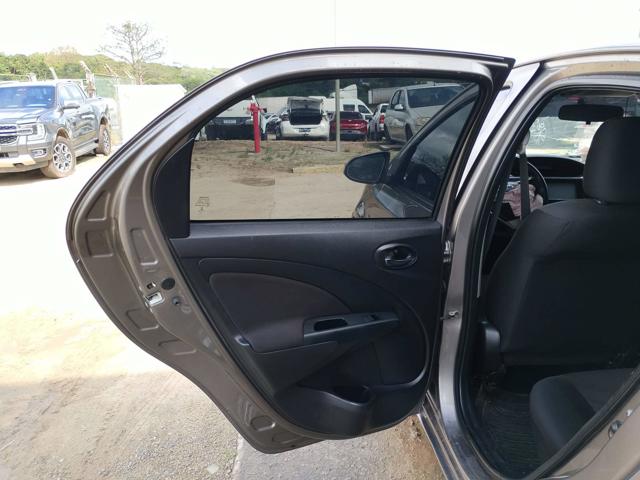 ETIOS X SD 1.5 - 2017/2018 — foto 17 de 26