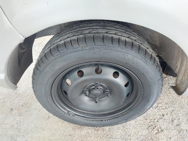 RENAULT SANDERO EXP 16 - 2011/2012 — foto 39 de 40