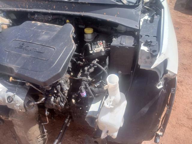 JEEP COMPASS LONGITUDE D - 2017/2018 — foto 27 de 35