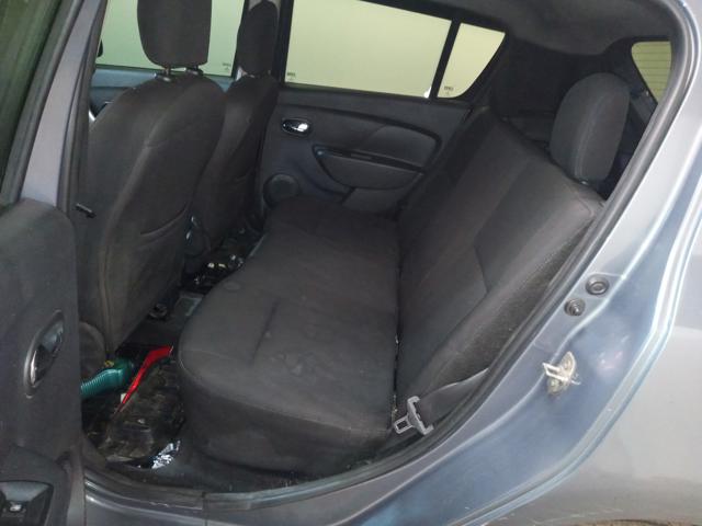 RENAULT SANDERO DYNA 16R - 2016/2017 — foto 28 de 39