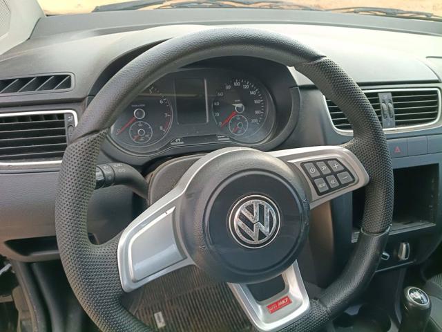 VOLKSWAGEN FOX 1.0 GII - 2011/2011 — foto 6 de 23