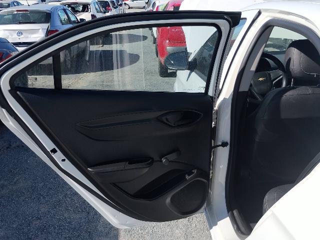 CHEVROLET ONIX 10MT JOYE - 2018/2018 — foto 17 de 37