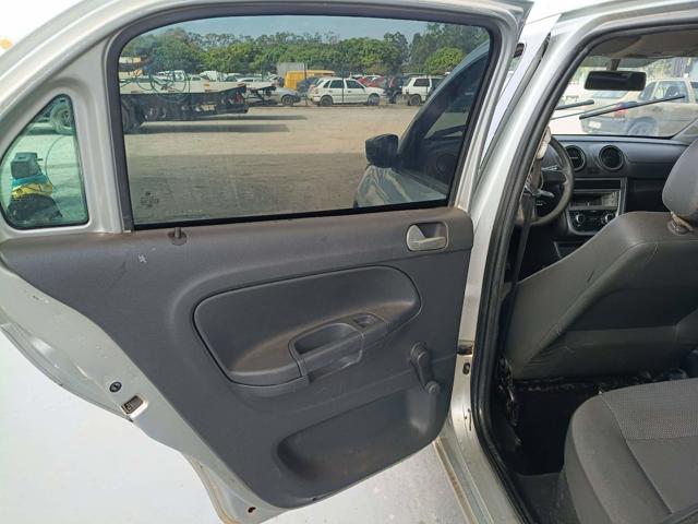 VOLKSWAGEN GOL 1.0 - 2010/2010 — foto 18 de 25