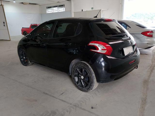 PEUGEOT 208 ALLURE - 2013/2014 — foto 3 de 32