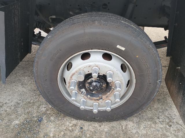VOLKSWAGEN 24.280 CRM 6X2 - 2013/2013 — foto 18 de 40