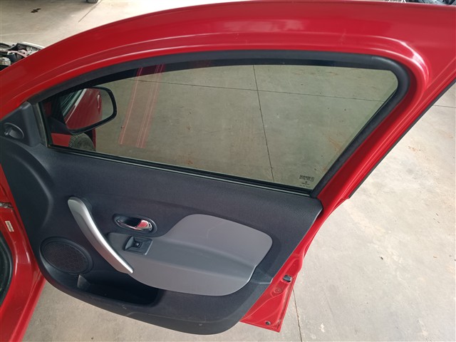 RENAULT LOGAN EXP 16 SCE - 2017/2018 — foto 14 de 31