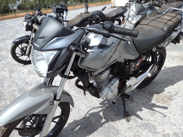 HONDA - CG 160 FAN - leilão extrajudicial - SAMAMBAIA DF - lance mínimo R$ 6.200