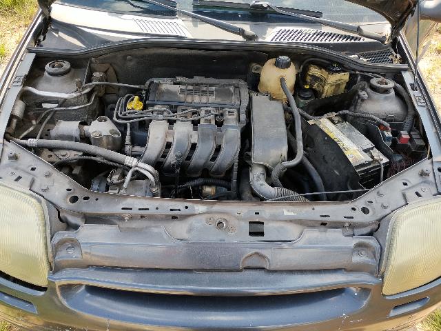 RENAULT CLIO RT 1.0 16V - 2002/2002 — foto 11 de 37