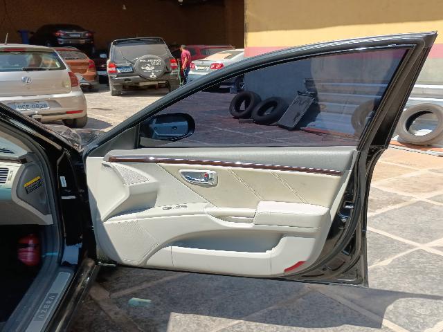 HYUNDAI AZERA 3.3 V6 - 2010/2011 — foto 23 de 30