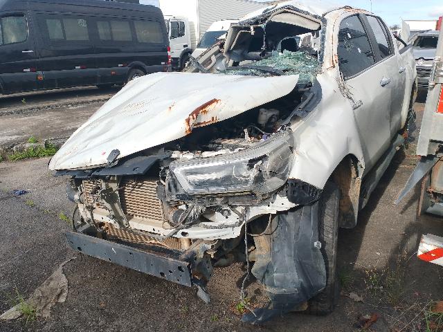 Toyota Hilux Cdsrxa4fd 2024 em leilão