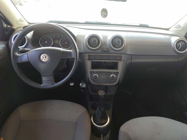 VOLKSWAGEN VOYAGE 1.0 - 2010/2010 — foto 5 de 37