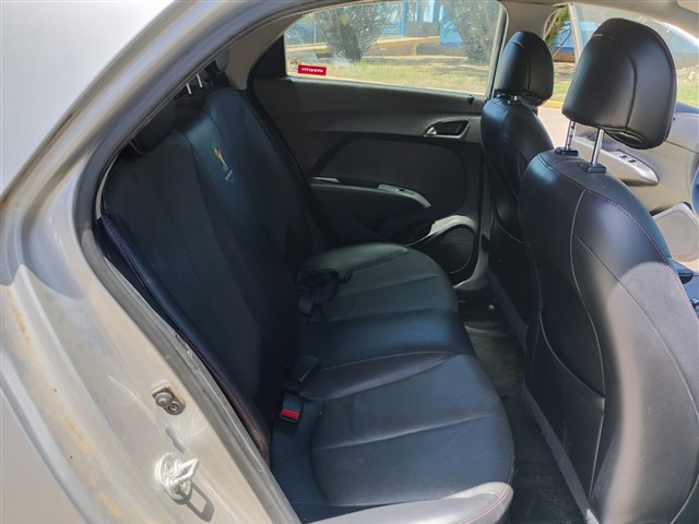 HYUNDAI HB20 1.6A COMF - 2014/2015 — foto 16 de 40