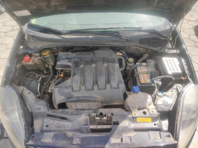 FIAT PUNTO ATTRACTIVE - 2011/2012 — foto 6 de 24