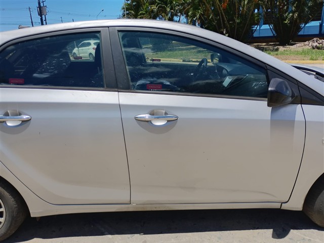 HYUNDAI HB20 1.6A COMF - 2014/2015 — foto 38 de 40