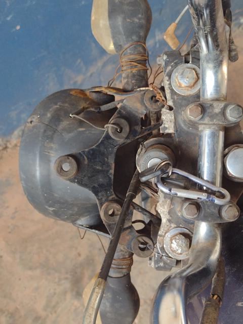 YAMAHA FACTOR YBR125 E - 2011/2011 — foto 7 de 13