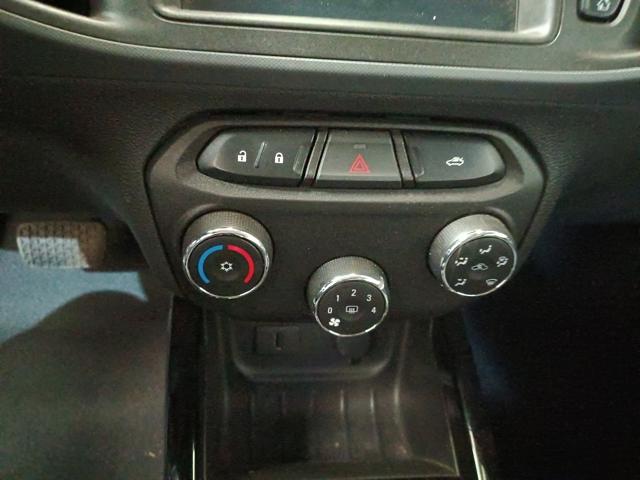 CHEVROLET ONIX 1.4AT LTZ - 2019/2019 — foto 8 de 37