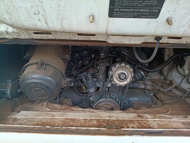 VOLKSWAGEN KOMBI - 2004/2005 — foto 20 de 23