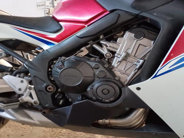 HONDA CBR 650F - 2017/2017 — foto 6 de 9
