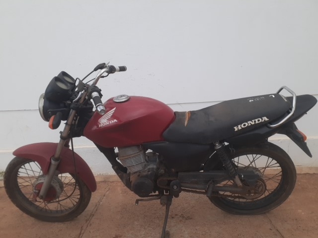 Honda CG 150 Titan KS 2004 em leilão