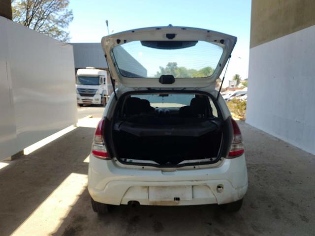 RENAULT SANDERO EXP 16HP - 2013/2014 — foto 26 de 36