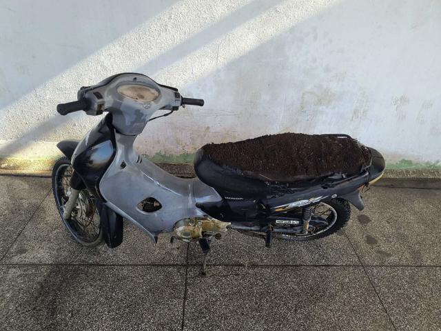 HONDA C100 BIZ ES - 2004/2004
