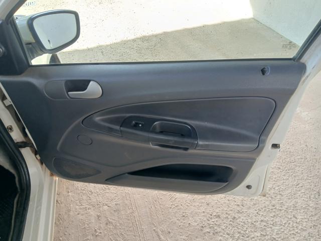 VOLKSWAGEN GOL 1.0 - 2009/2010 — foto 19 de 39