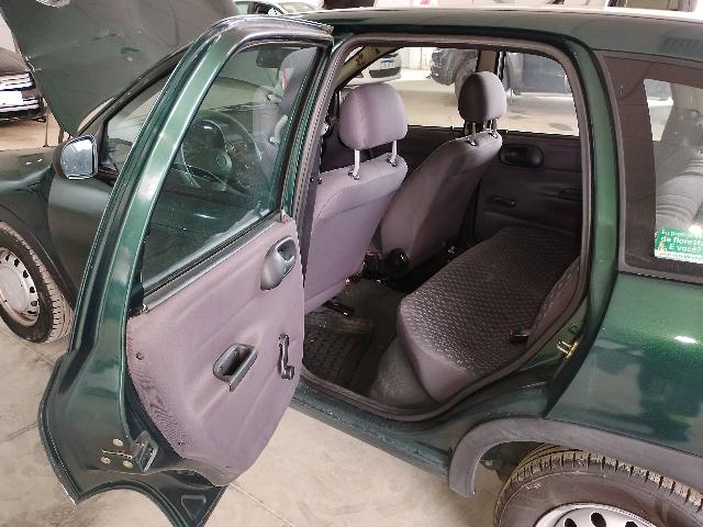 Foto 13 de 32: CORSA WIND - 1999/1999