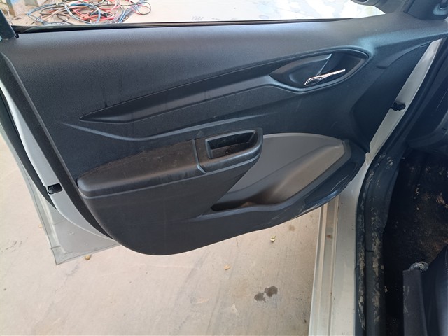 CHEVROLET ONIX 10MT JOYE - 2018/2018 — foto 17 de 29