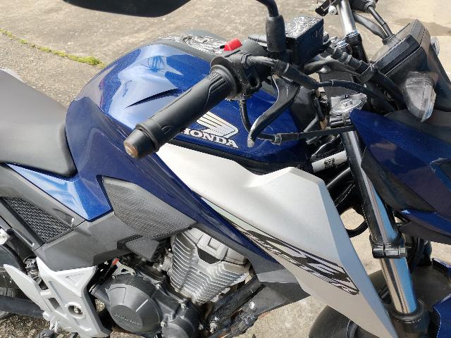 Foto 9 de 16: CB300F TWISTER ABS - 2025/2026