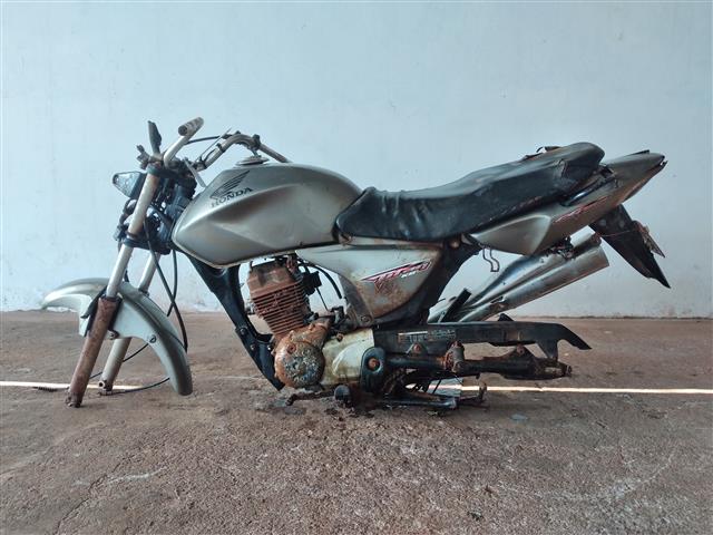 Honda CG 150 Titan KS 2008 em leilão