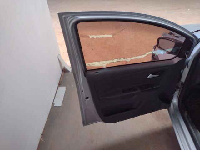 VOLKSWAGEN FOX 1.6 GII - 2012/2013 — foto 13 de 29