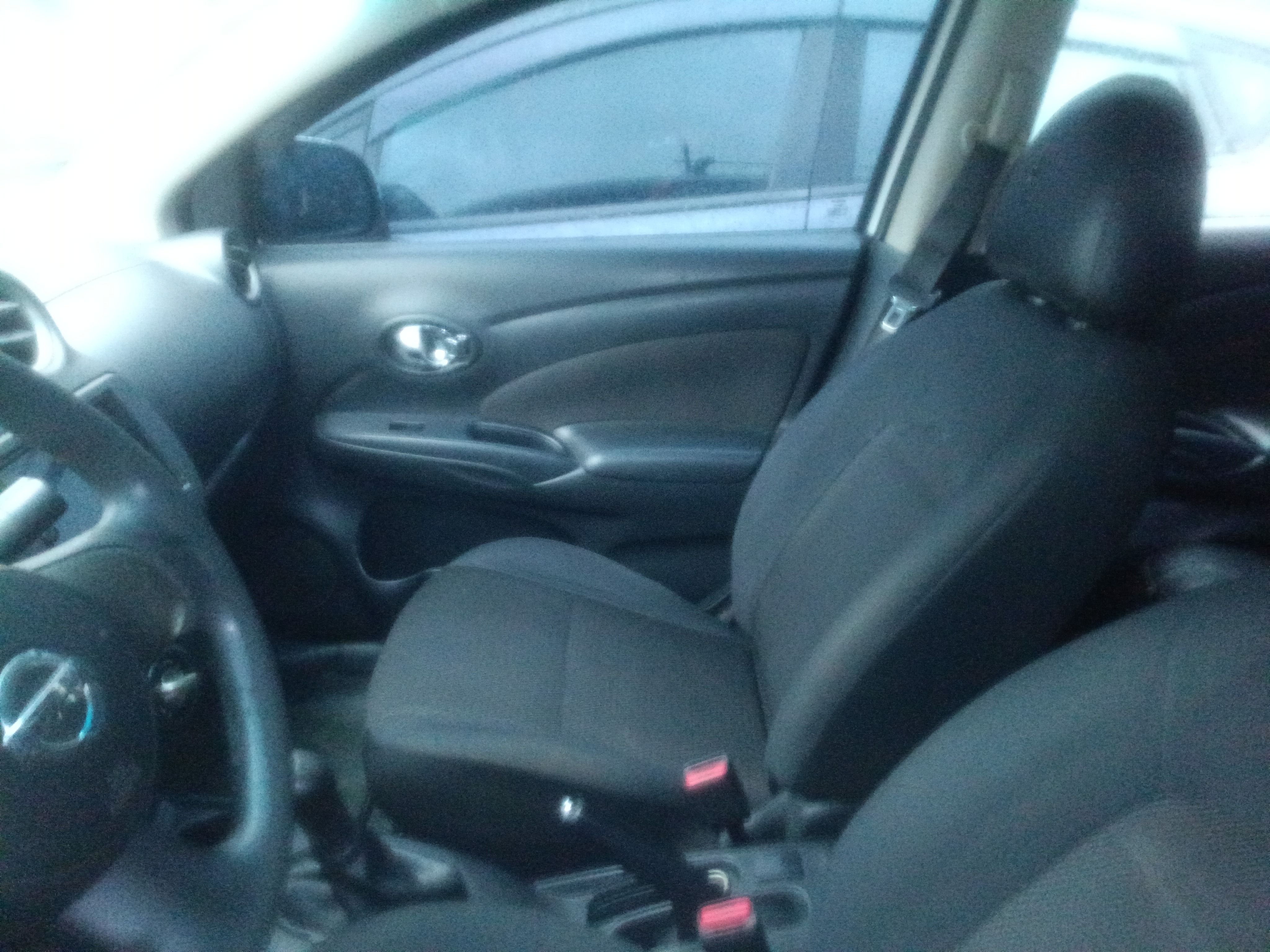 NISSAN VERSA 16SV FLEX - 2013/2014 — foto 6 de 12
