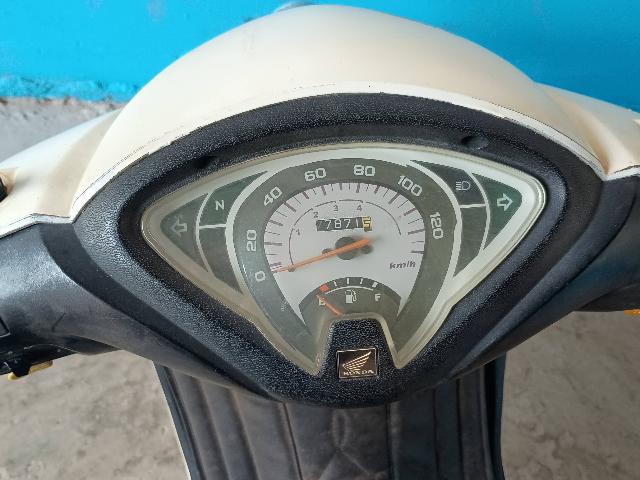 HONDA BIZ 100 ES - 2015/2015 — foto 7 de 13