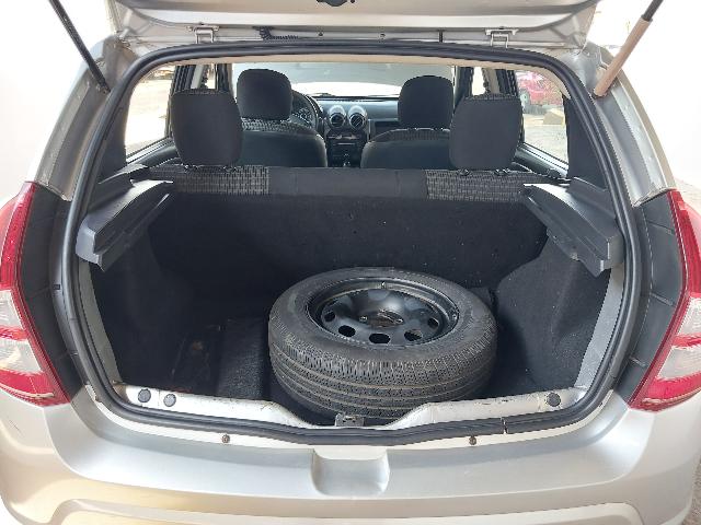 RENAULT SANDERO EXP 16 - 2011/2012 — foto 29 de 40